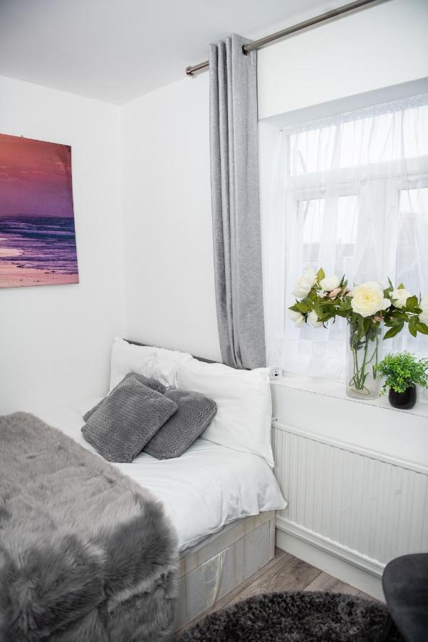Small But Cozy Studio, Great Tube Connection London Exterior photo
