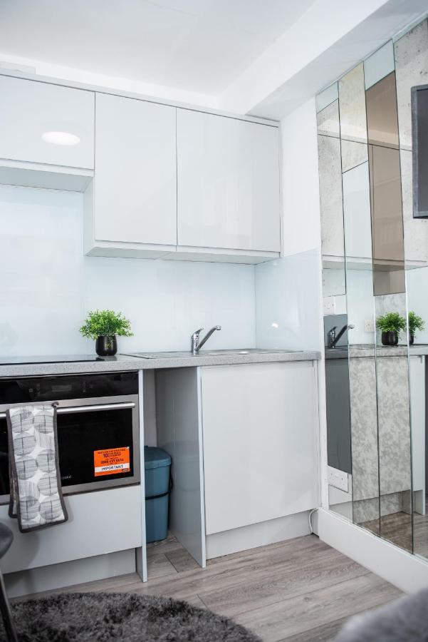 Small But Cozy Studio, Great Tube Connection London Exterior photo